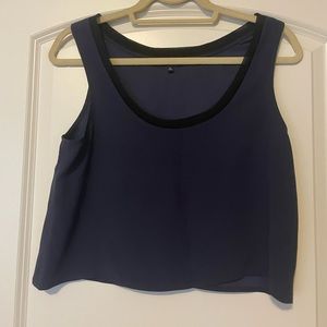 Aritzia Babaton Size XS Navy & Black Davis Cropped Sleeveless Blouse